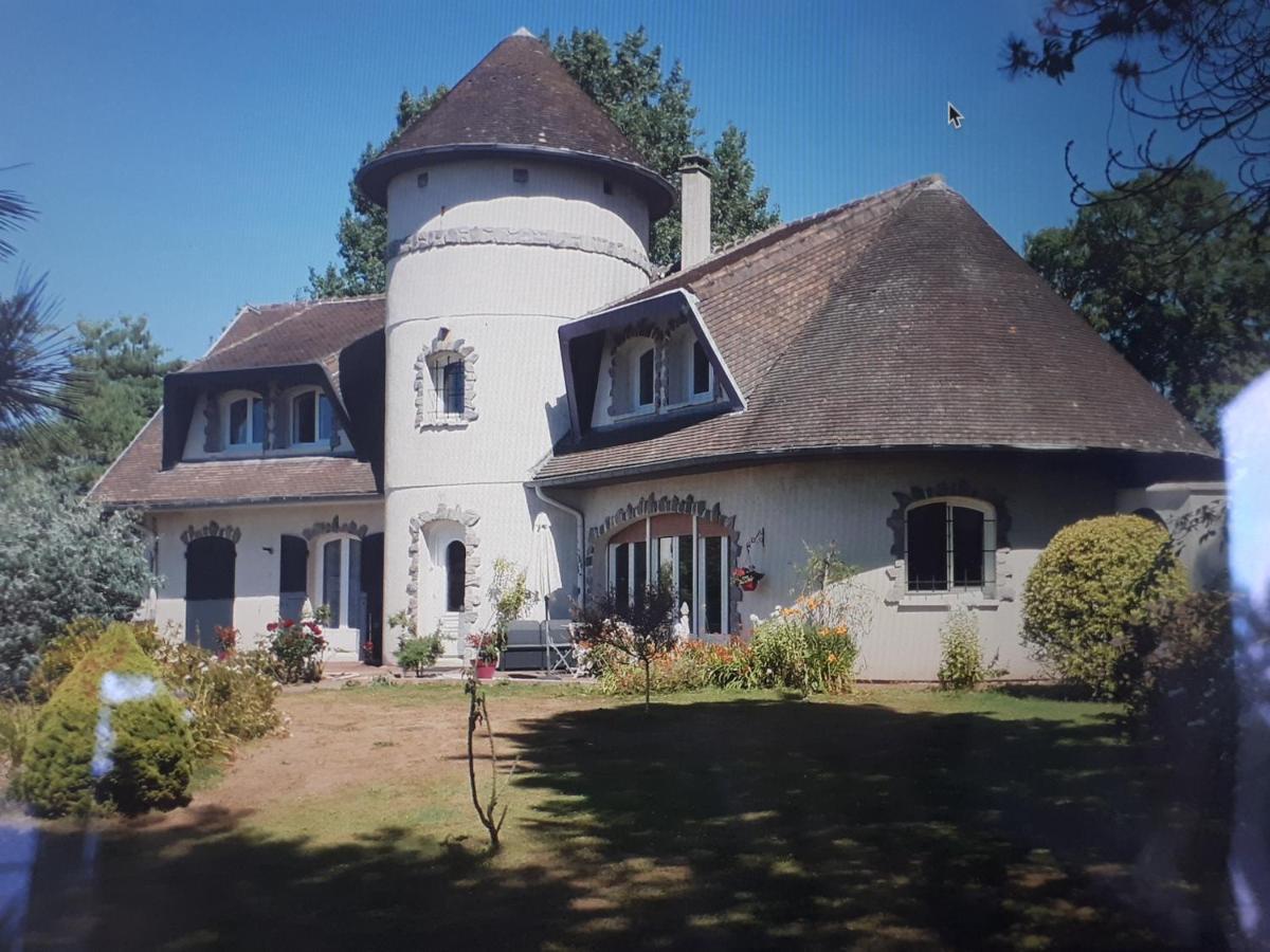 Chambres D'Hotes Les 4 Vents Yzengremer Exterior photo