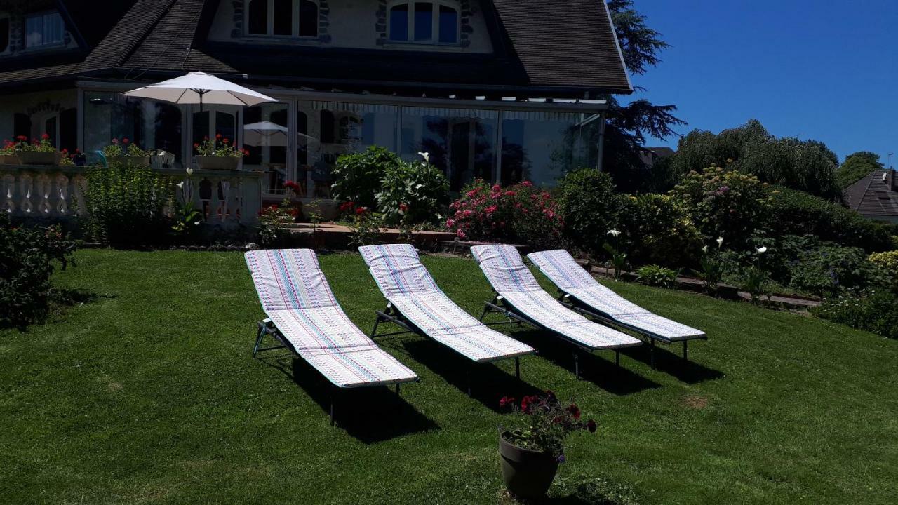 Chambres D'Hotes Les 4 Vents Yzengremer Exterior photo
